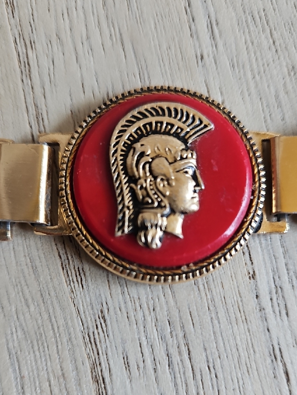 Gold-Tone Bracelet with Red Medallions and Historical Scenes Greece Rome Vintage - Picture 5 of 9